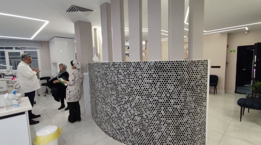 از دندان‌درد تا درمان: چه زمانی باید به دندانپزشک مراجعه کنیم؟